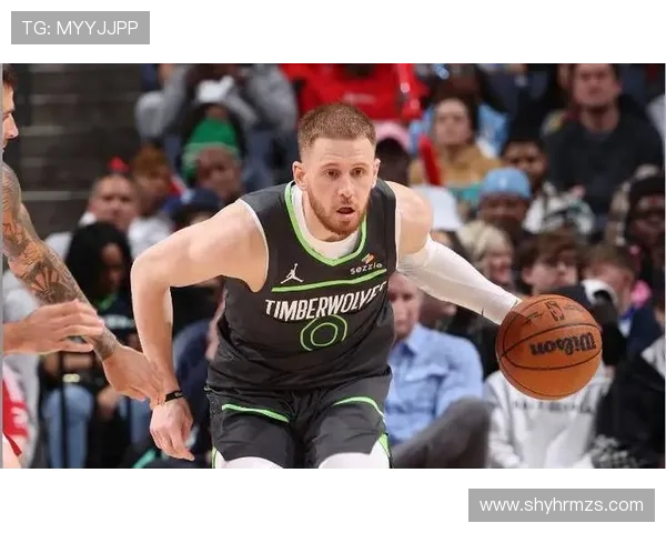 迪温琴佐豪取25分9篮板 兰德尔三双助森林狼客场大胜篮网