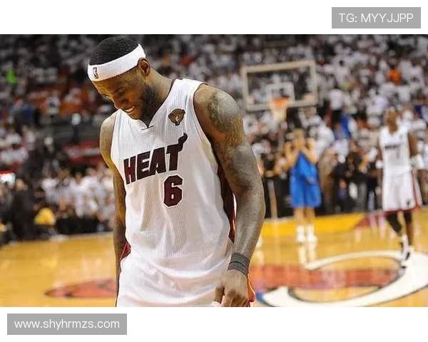 詹姆斯自信回应适配能力为何引发外界质疑令人费解